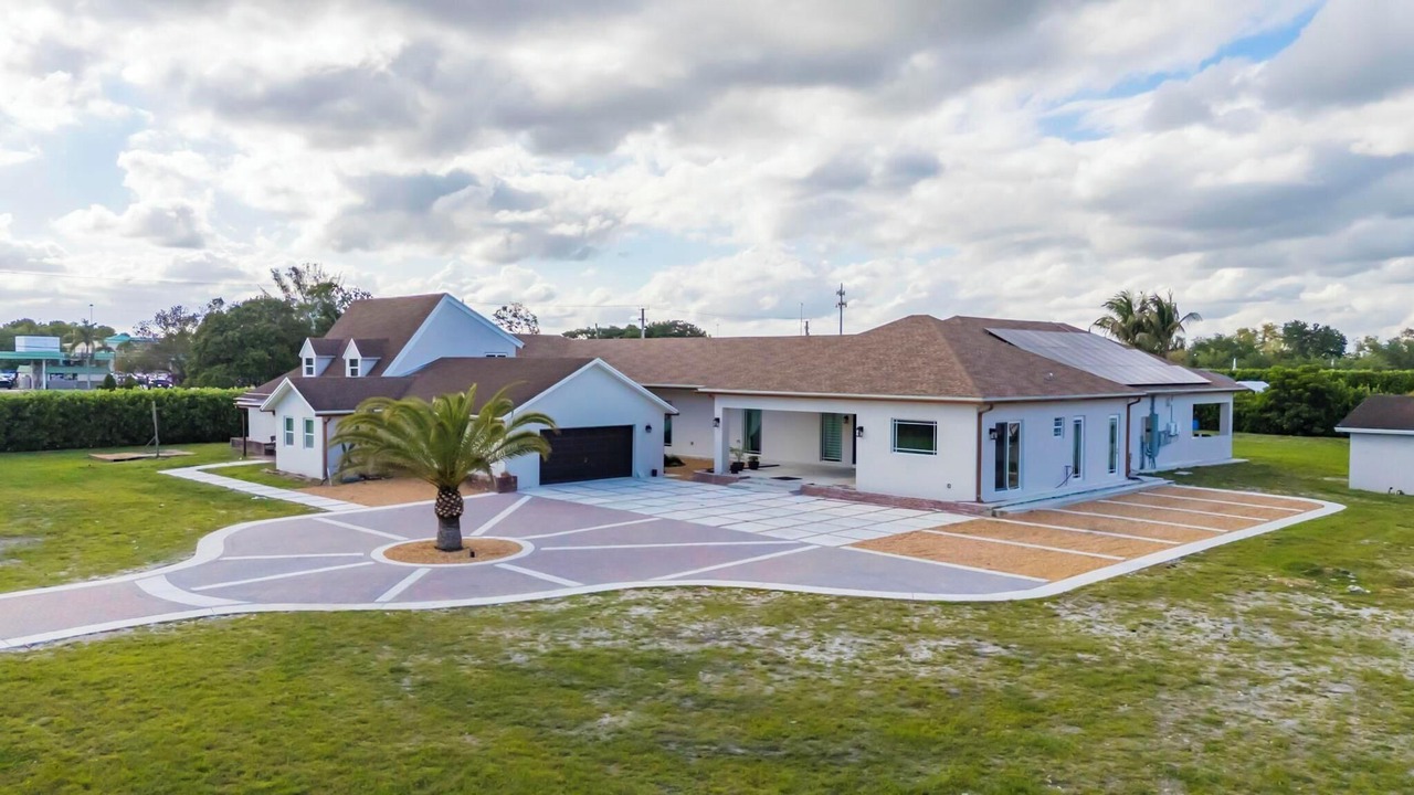 Photo of Outdoor in Southwest Ranches