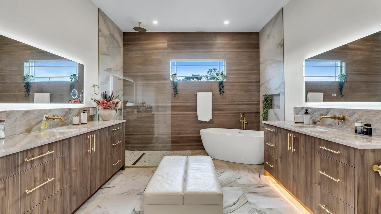 Photo of Bathroom in Southwest Ranches