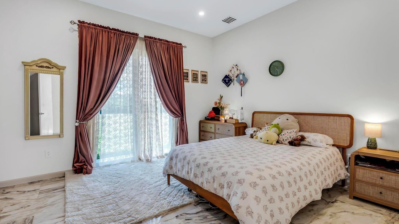 Photo of Bedroom in Southwest Ranches