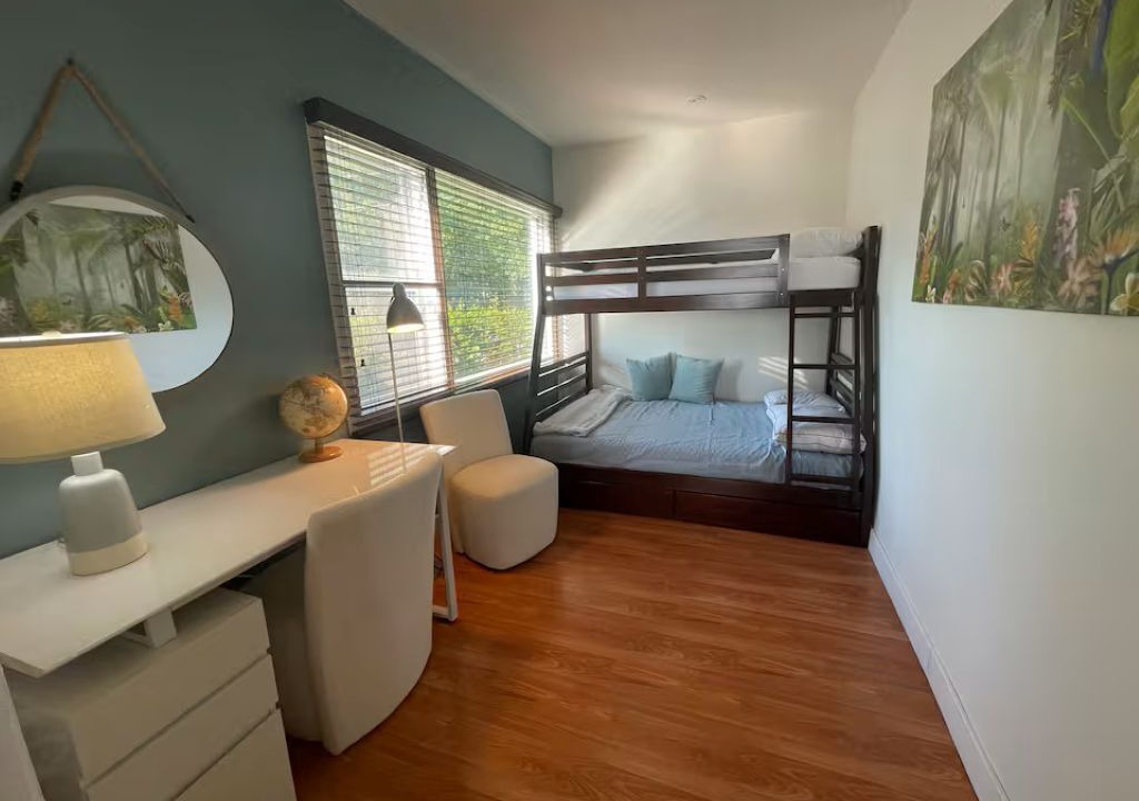 Photo of Bedroom in Laval