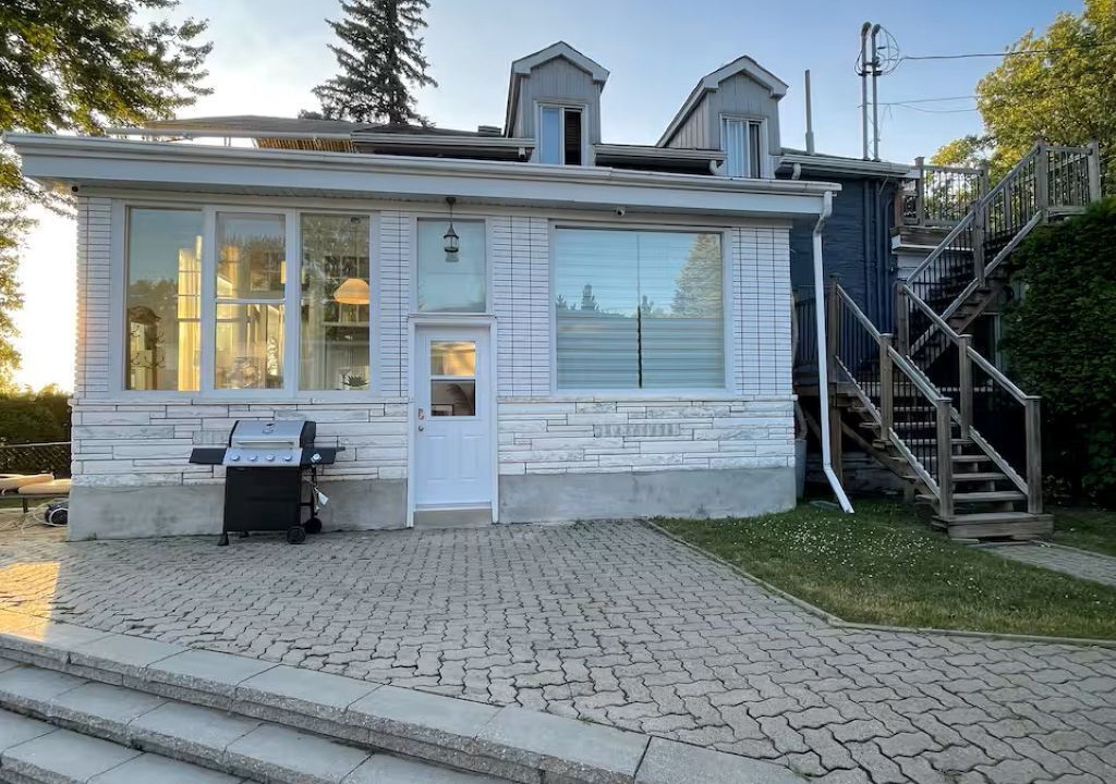 Photo of Outdoor in Laval