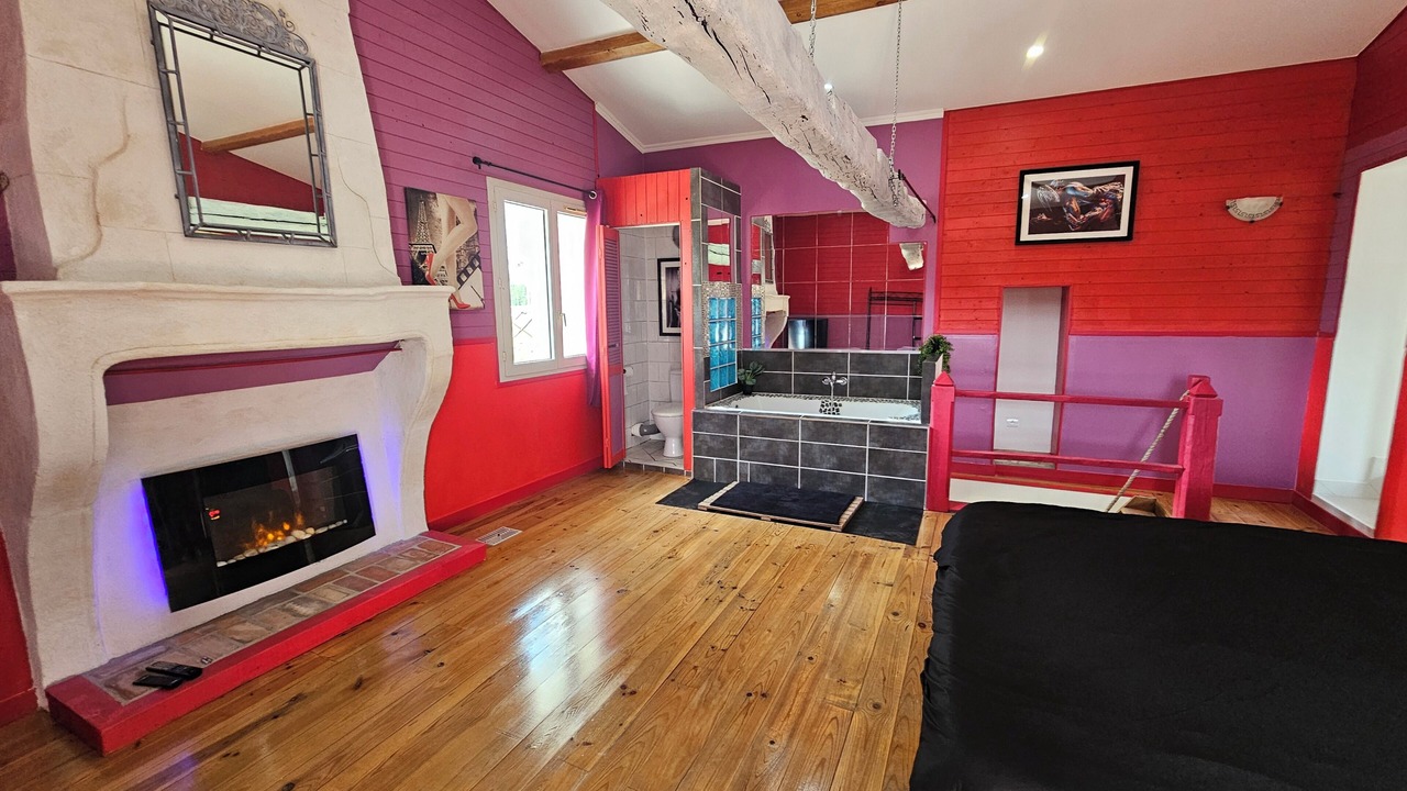 Photo of Bedroom in Burie