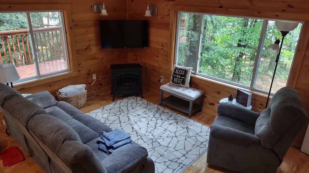 Photo of Livingroom in Monmouth