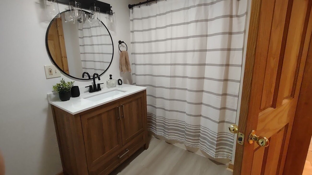 Photo of Bathroom in Monmouth