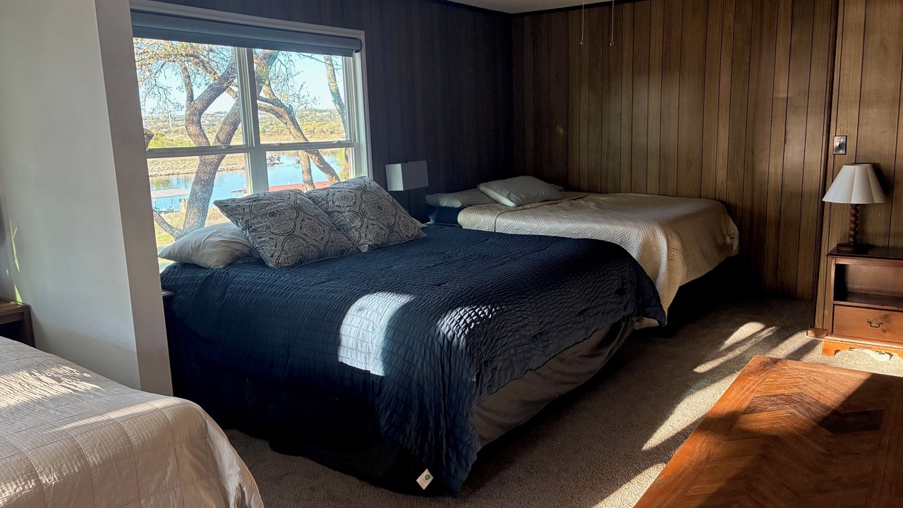 Photo of Bedroom in Spicewood