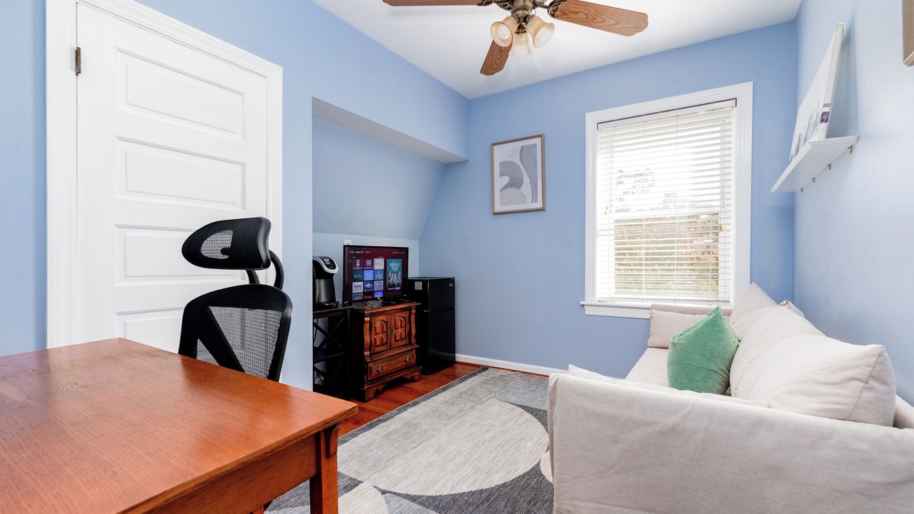 Photo of Livingroom in Tower Grove South