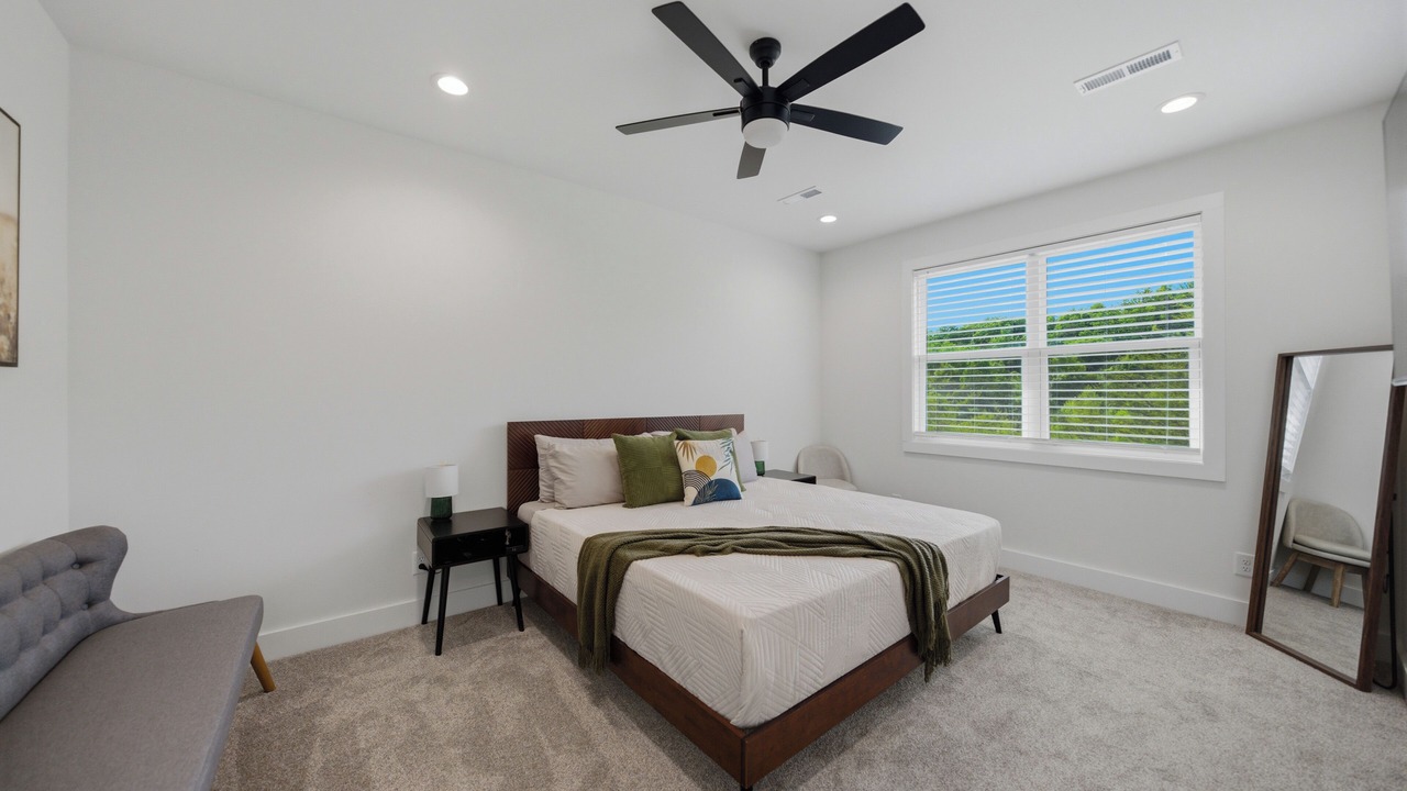 Photo of Bedroom in Knoxville