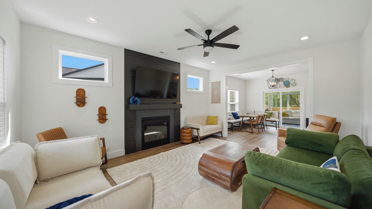 Photo of Livingroom in Knoxville
