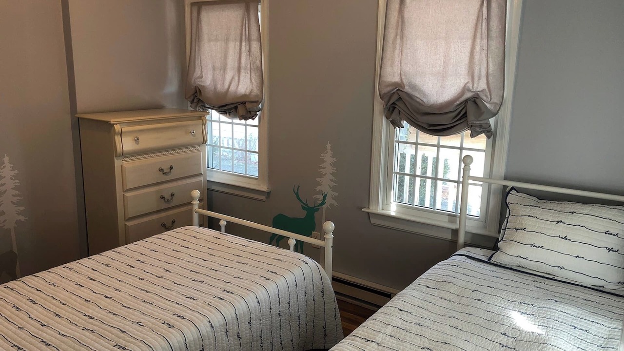 Photo of Bedroom in West Tisbury