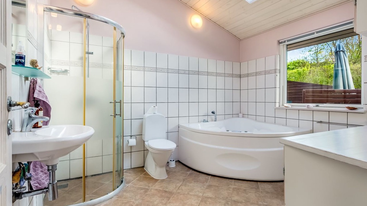 Photo of Bathroom in Lystrup