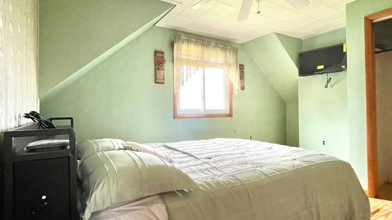 Photo of Bedroom in Altoona