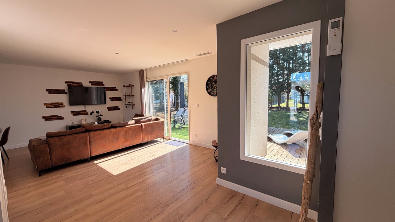 Photo of Livingroom in Saint-Jean-d'Illac