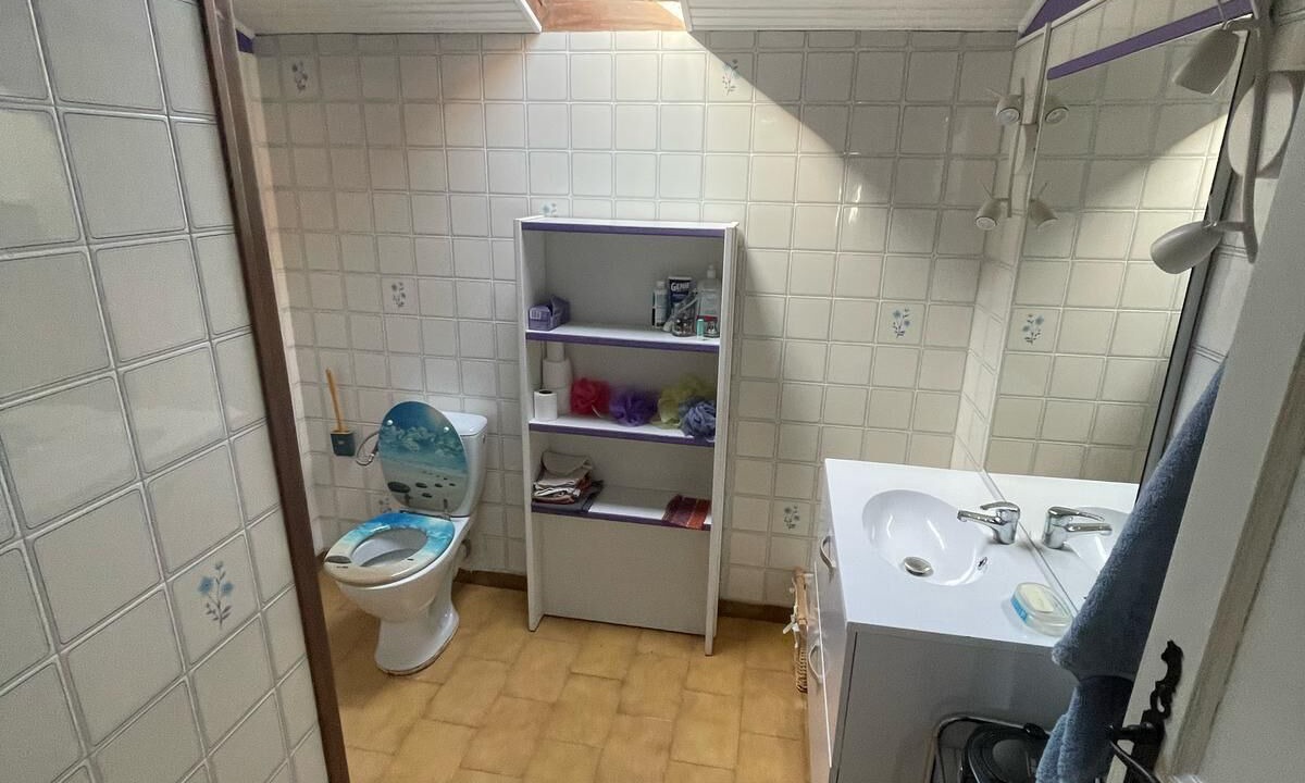 Photo of Bathroom in Courthezon