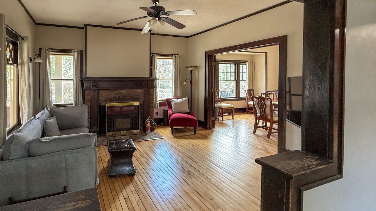 Photo of Livingroom in Saranac Lake