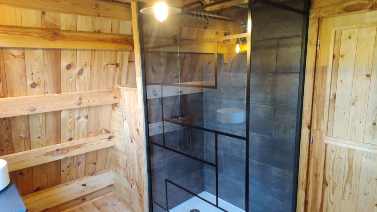 Photo of Bathroom in Vivy