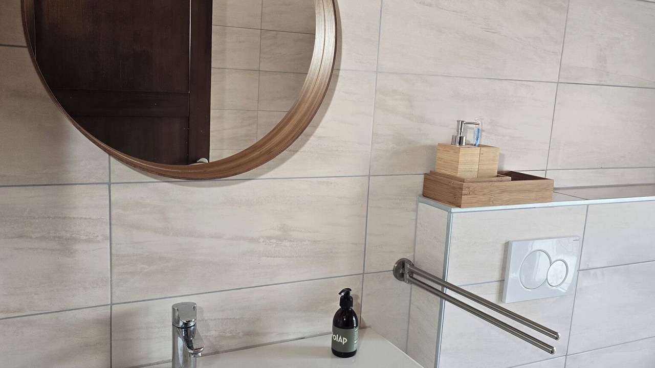 Photo of Bathroom in Palagnedra