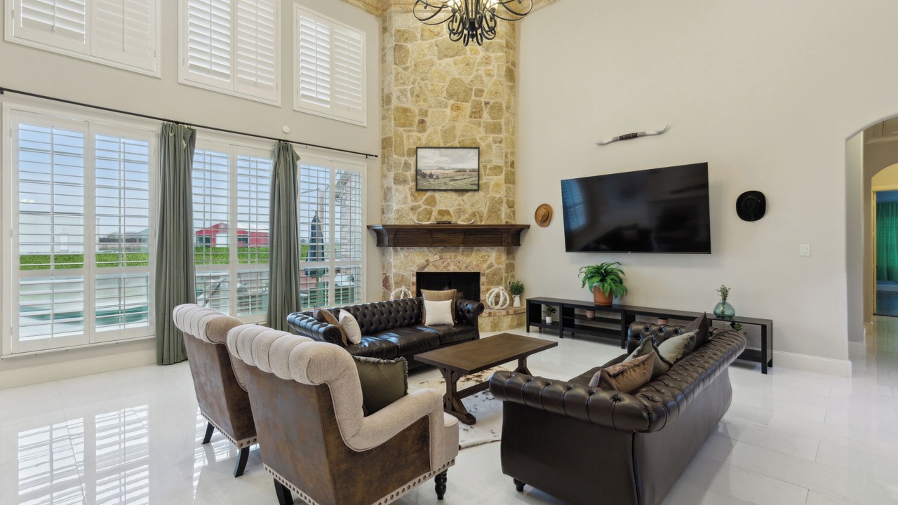 Photo of Livingroom in Forney