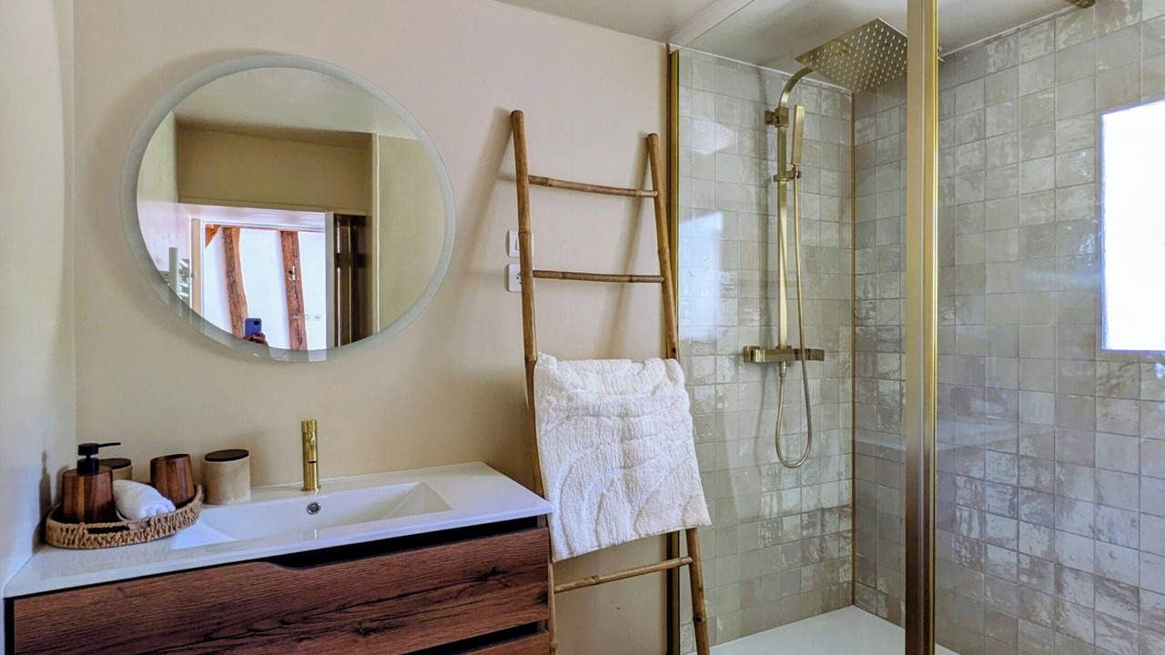 Photo of Bathroom in La Perriere