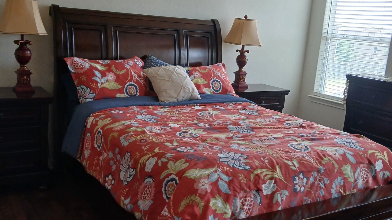 Photo of Bedroom in Medina Valley