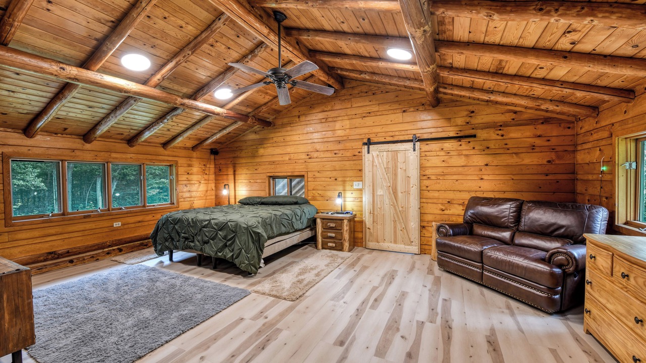 Photo of Bedroom in Goodman