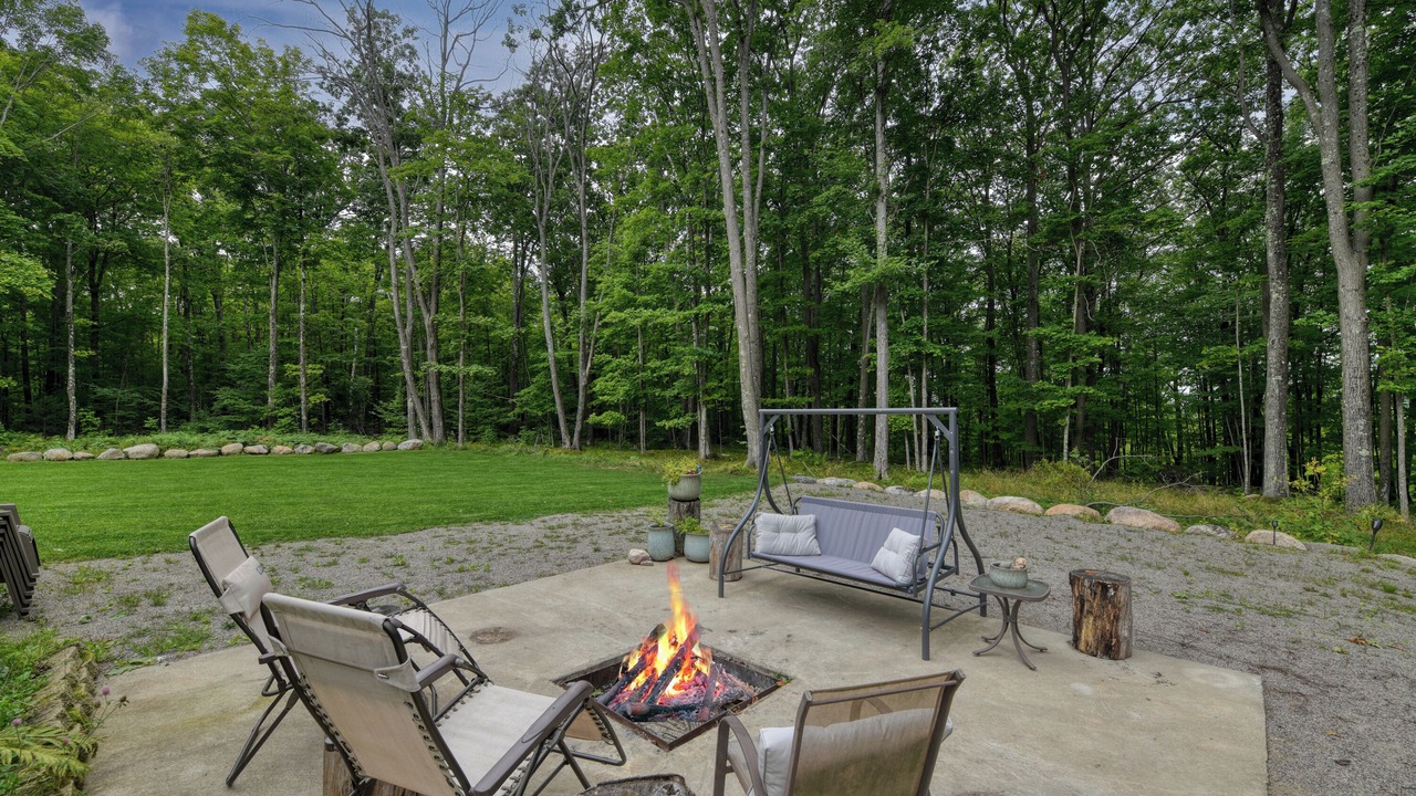Photo of Outdoor in Goodman