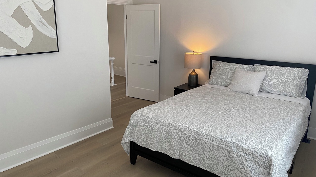 Photo of Bedroom in Beamsville