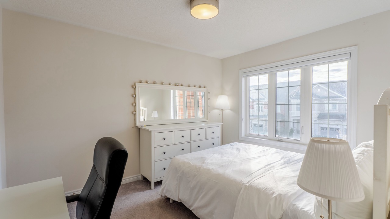 Photo of Bedroom in Oakville