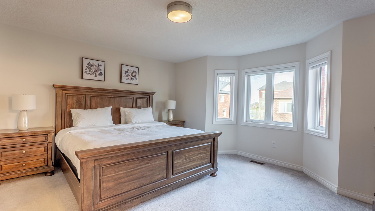 Photo of Bedroom in Oakville