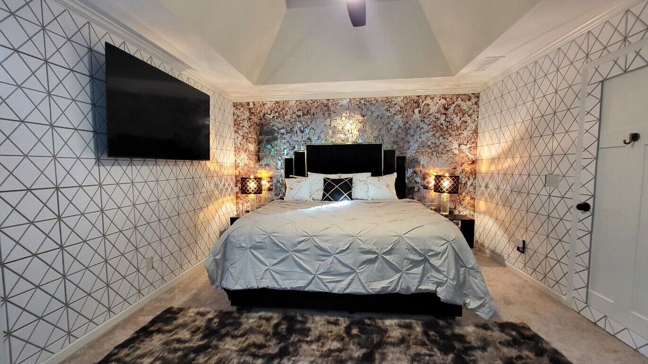 Photo of Bedroom in Suwanee