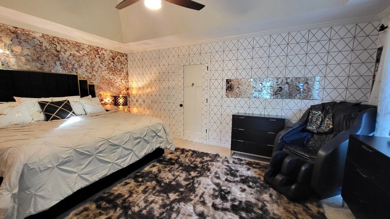 Photo of Bedroom in Suwanee