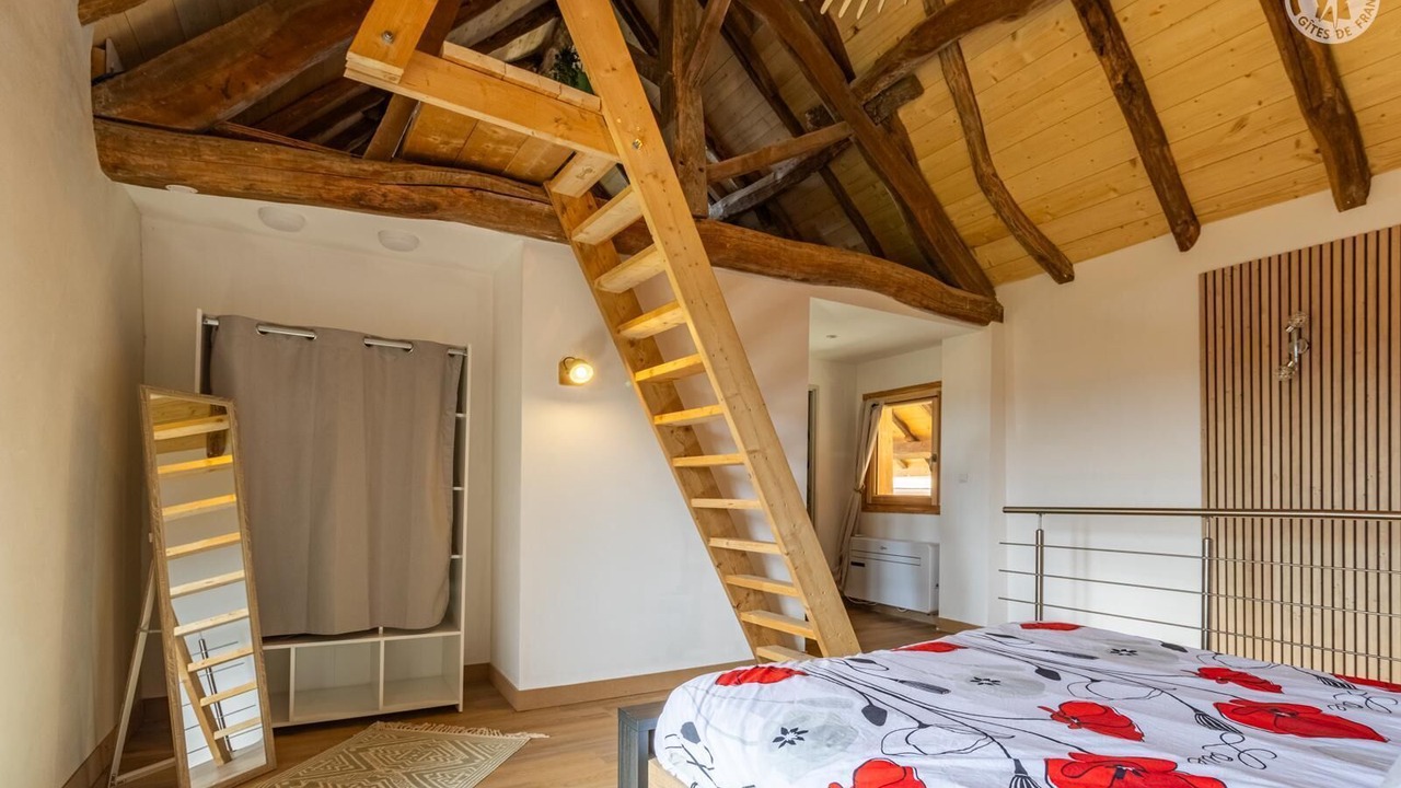Photo of Bedroom in Saint-Genix-sur-Guiers