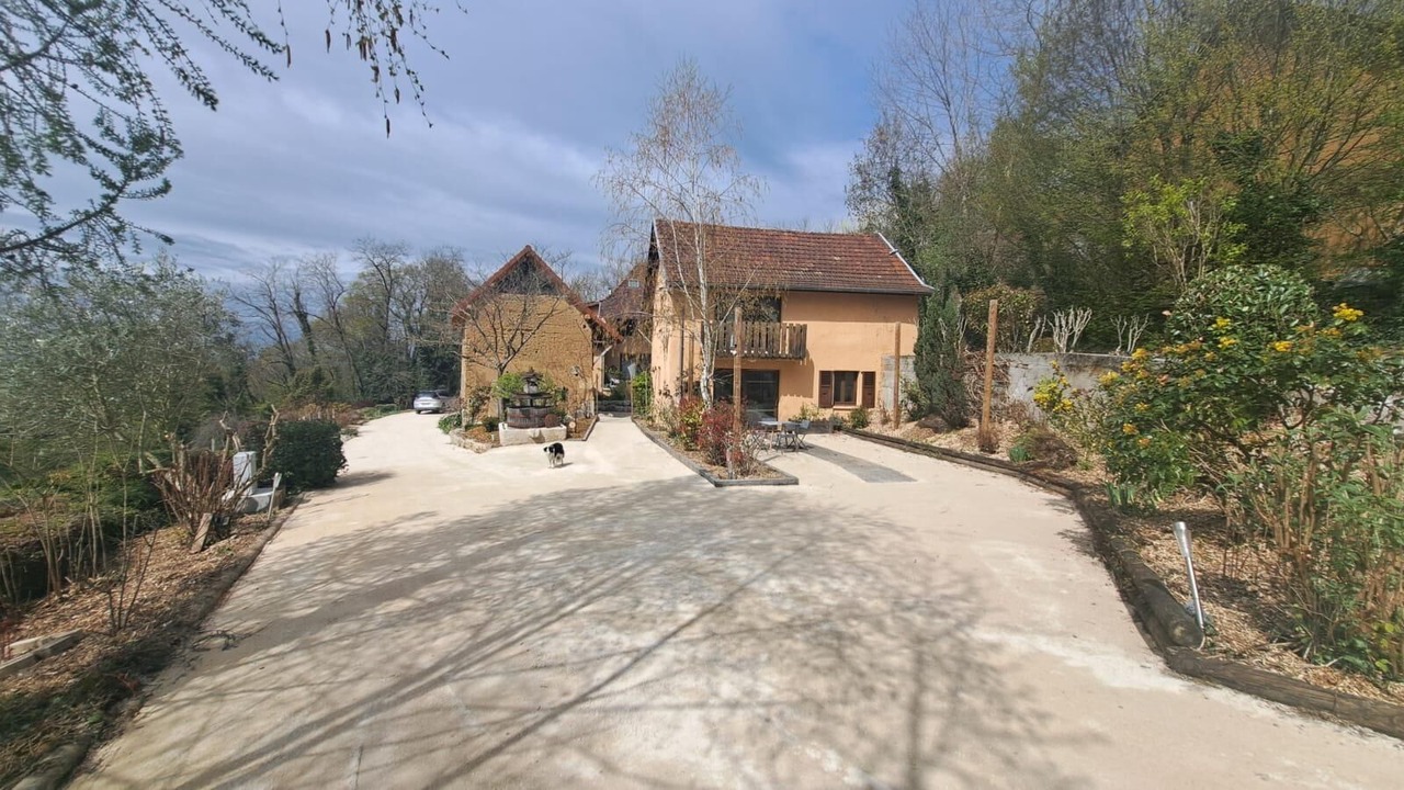 Photo of Outdoor in Saint-Genix-sur-Guiers