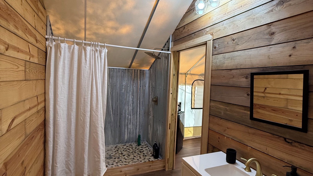 Photo of Bathroom in Live Oak