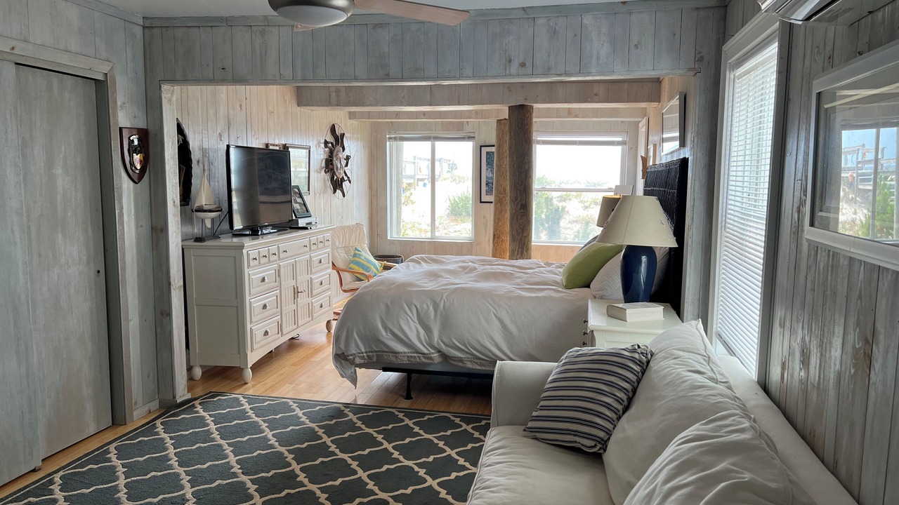 Photo of Bedroom in West Hampton Dunes