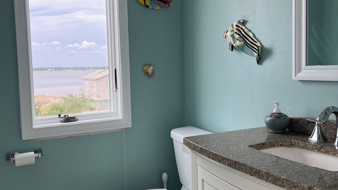 Photo of Bathroom in West Hampton Dunes