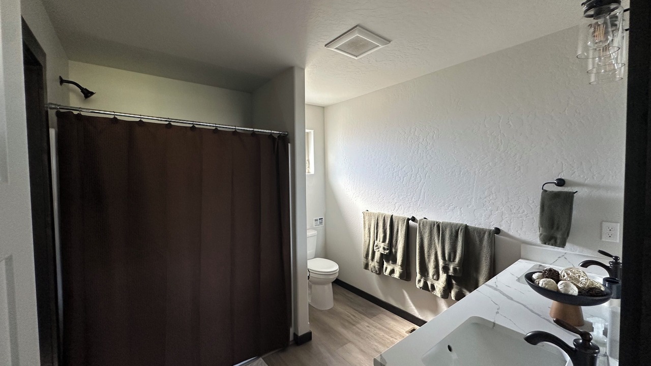 Photo of Bathroom in Athol