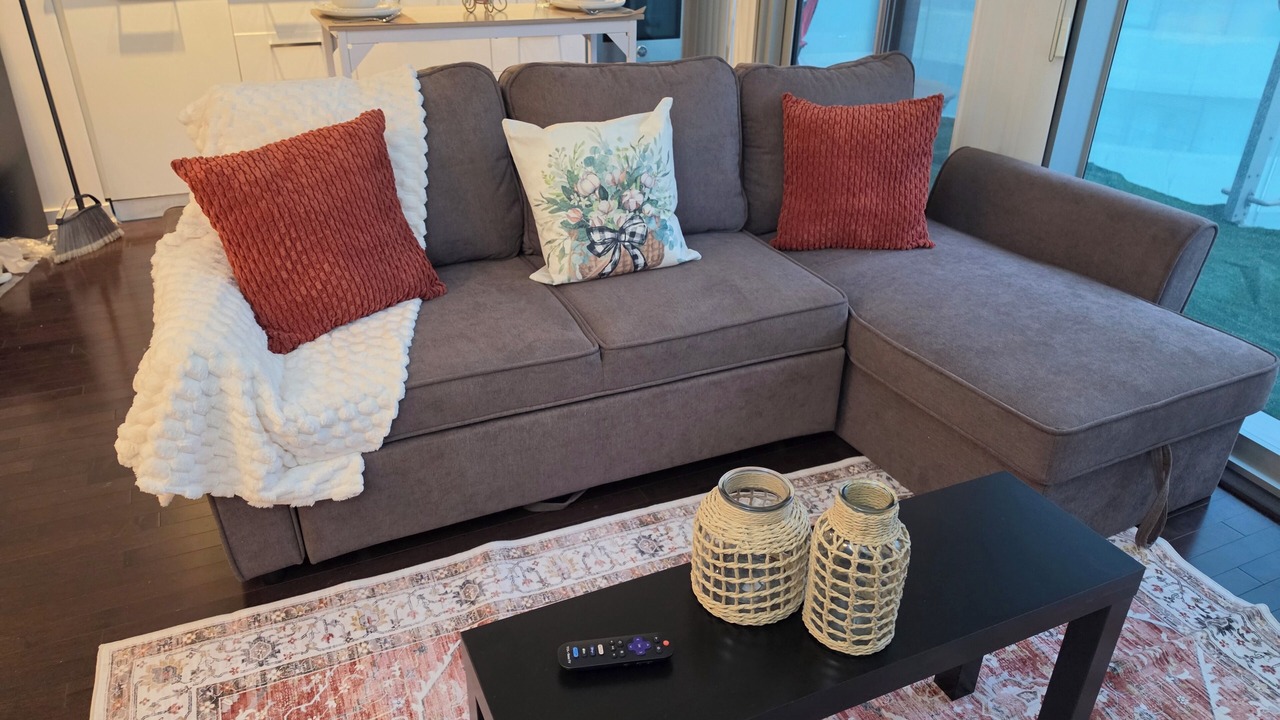Photo of Livingroom in Toronto Entertainment District