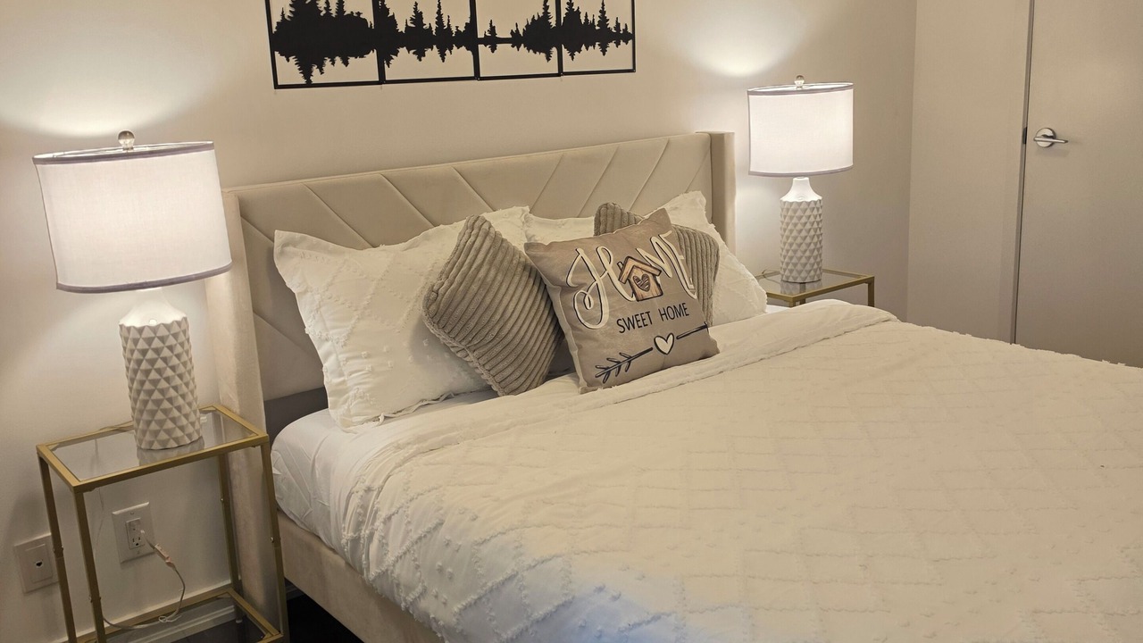 Photo of Bedroom in Toronto Entertainment District
