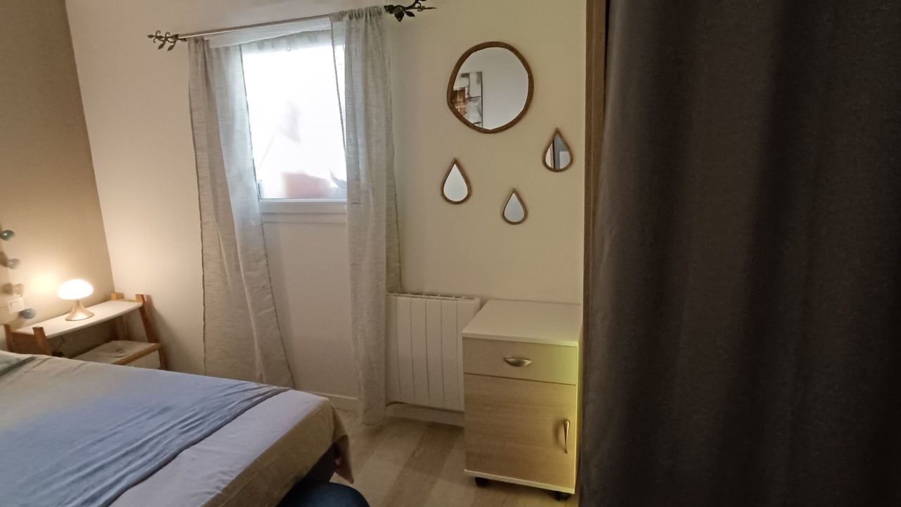Photo of Bedroom in Le Puy-Notre-Dame