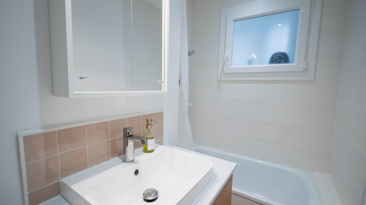 Photo of Bathroom in Dervallieres - Chezine