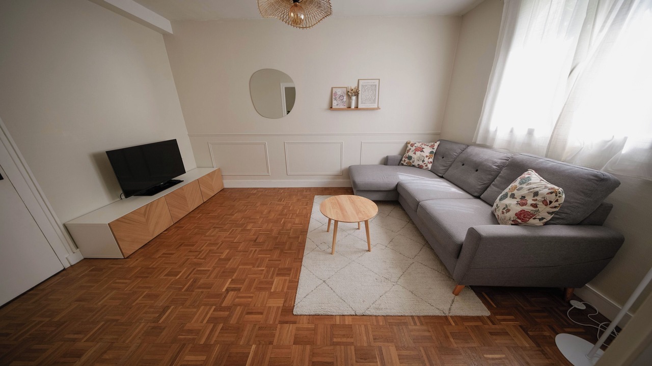 Photo of Livingroom in Dervallieres - Chezine