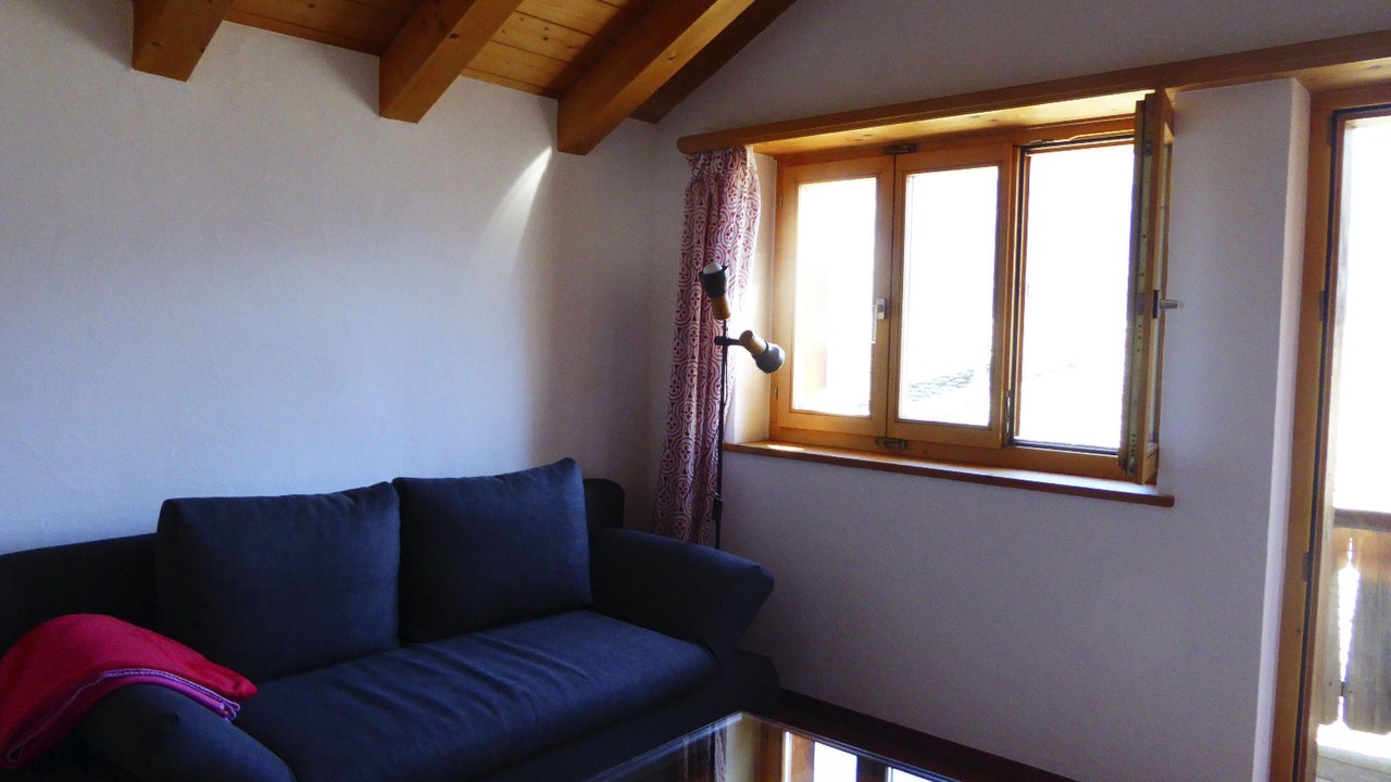 Photo of Livingroom in Tschlin