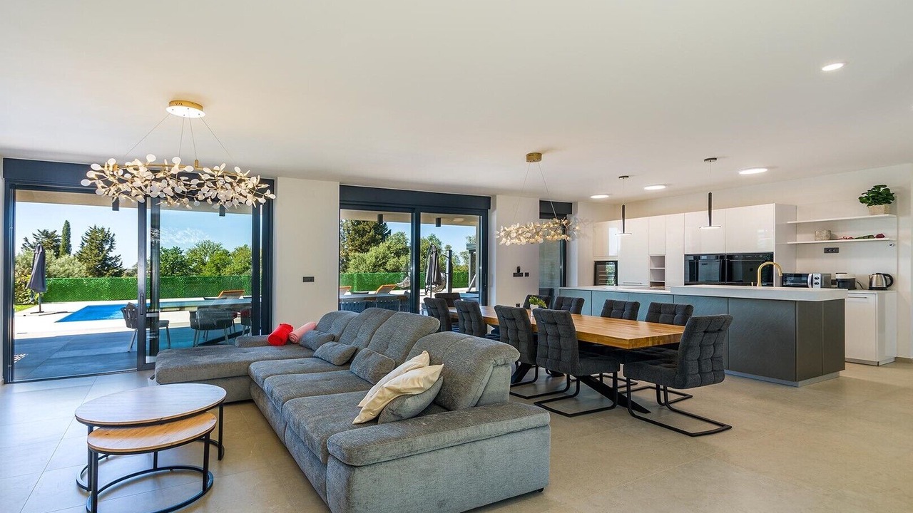 Photo of Livingroom in Peroj