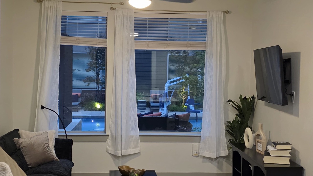 Photo of Livingroom in Addison