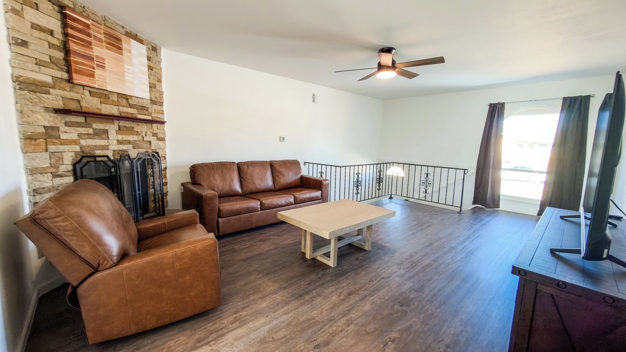 Photo of Livingroom in Pueblo West