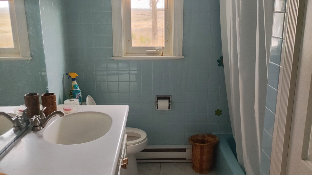 Photo of Bathroom in Saugus