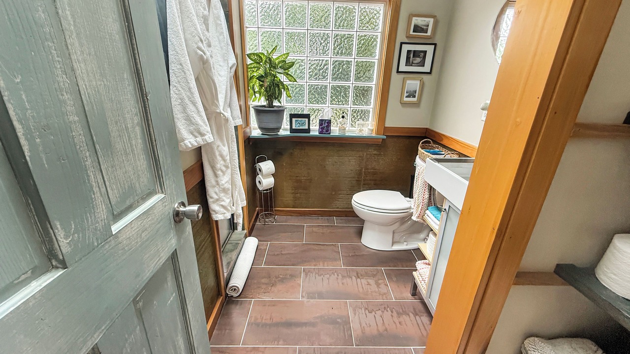 Photo of Bathroom in Princess Place
