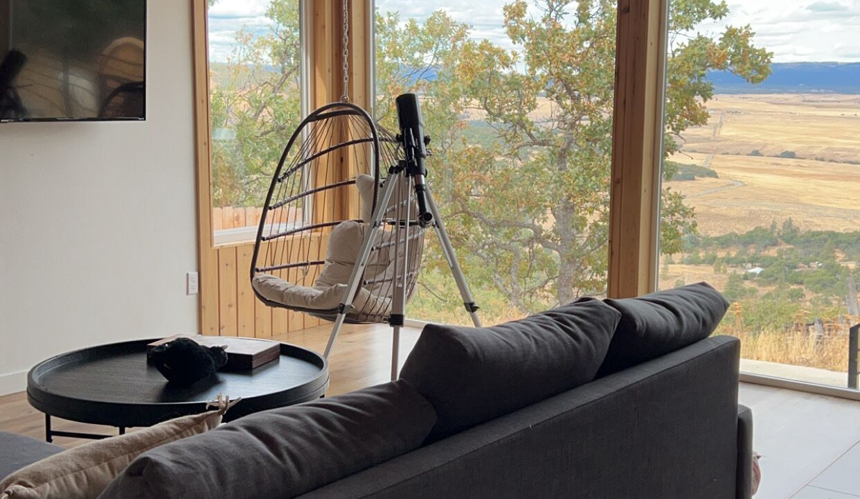 Photo of Livingroom in Goldendale