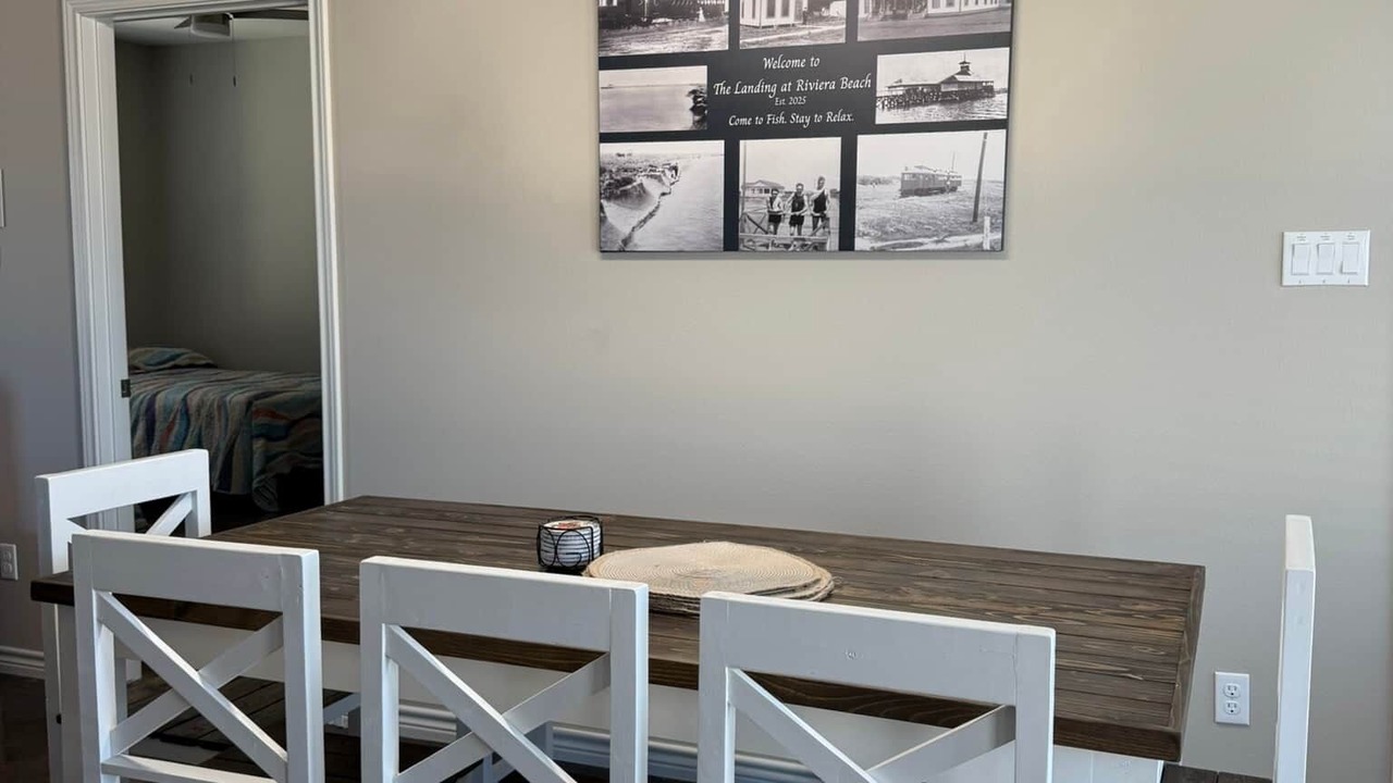 Photo of Livingroom in Riviera Beach