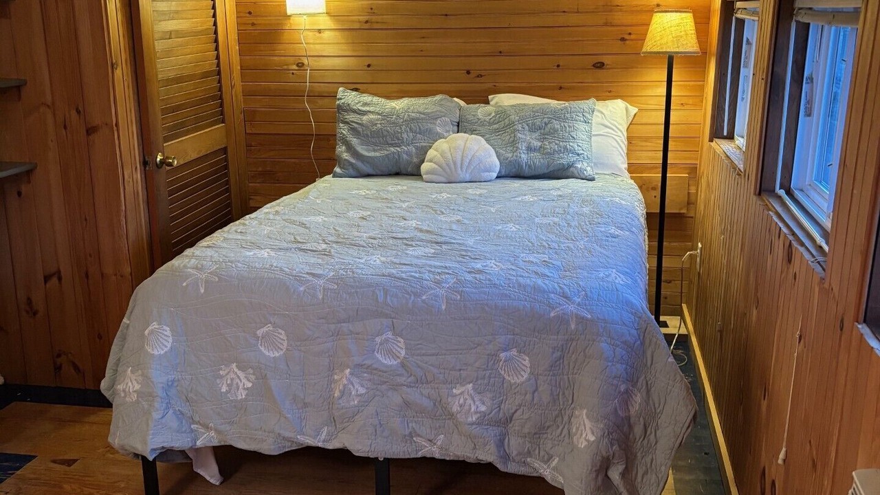 Photo of Bedroom in Newburyport